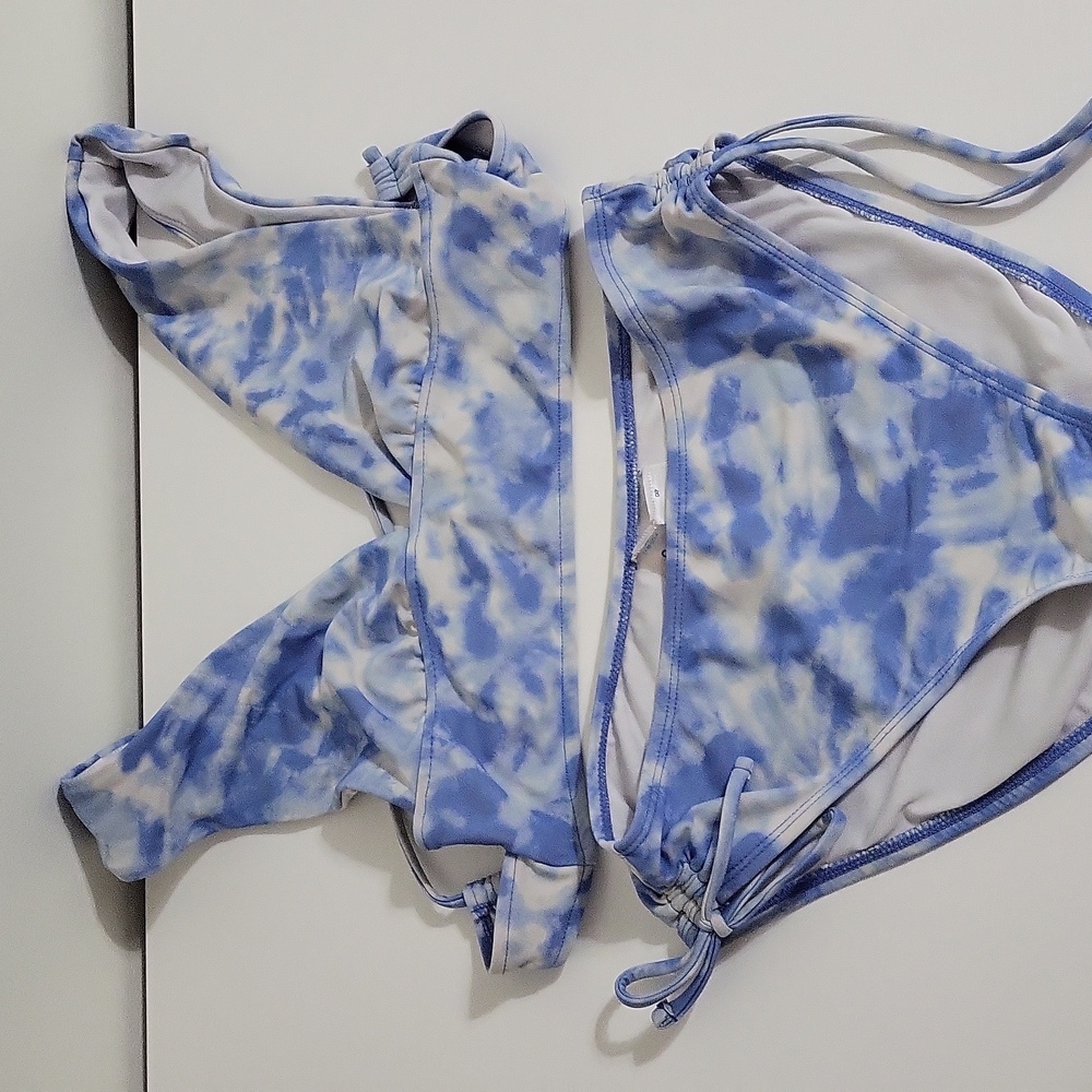 Decree bikini